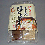 山梨の郷土食、ほうとうの定番です。<br>野菜（かぼちゃ、じゃがいも、大根、ねぎ、人参、白菜）等、きのこ類をたくさん入れ、みそ仕立ての汁でじっくり煮込めばヘルシーで美味しいほうとうの出来上がりです。<br>これから寒くなる時期に最適です。